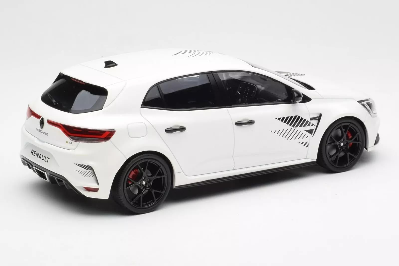 Amazon | ノレブ 1/18 ルノー メガーヌ R.S. ウルティム 2023 パール